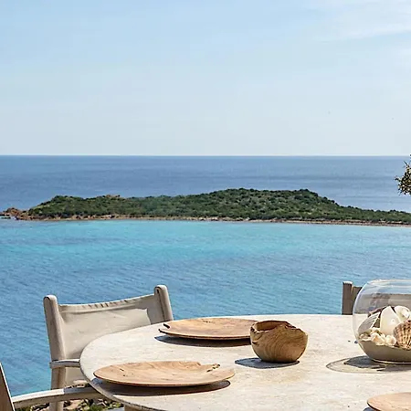 Villa Dominore - Punta Est, - San Teodoro *